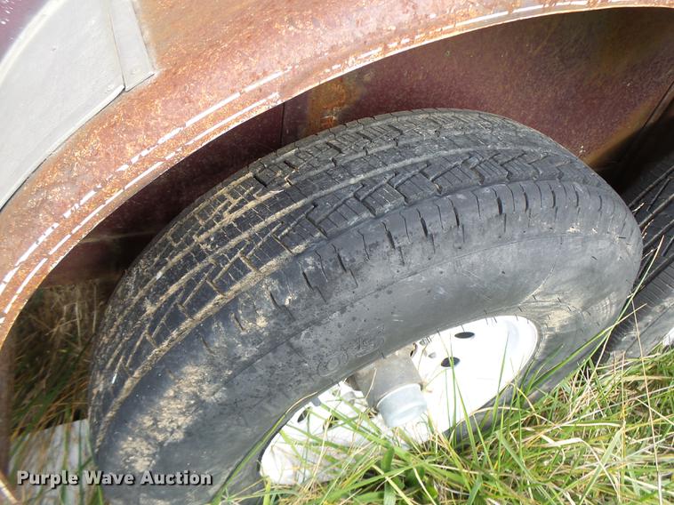 image for item DB9975 1995 Big Valley livestock trailer