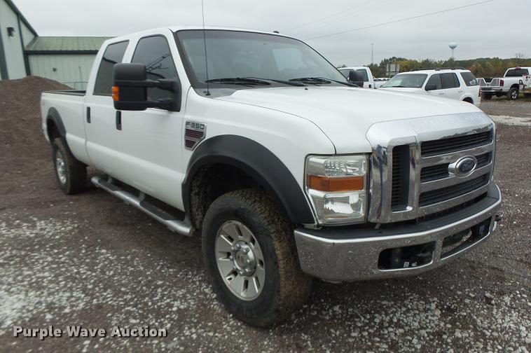 image for item DB9993 2008 Ford F350 Super Duty Crew Cab pickup truck