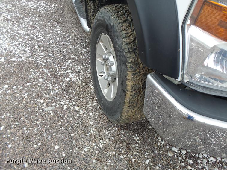 image for item DB9993 2008 Ford F350 Super Duty Crew Cab pickup truck