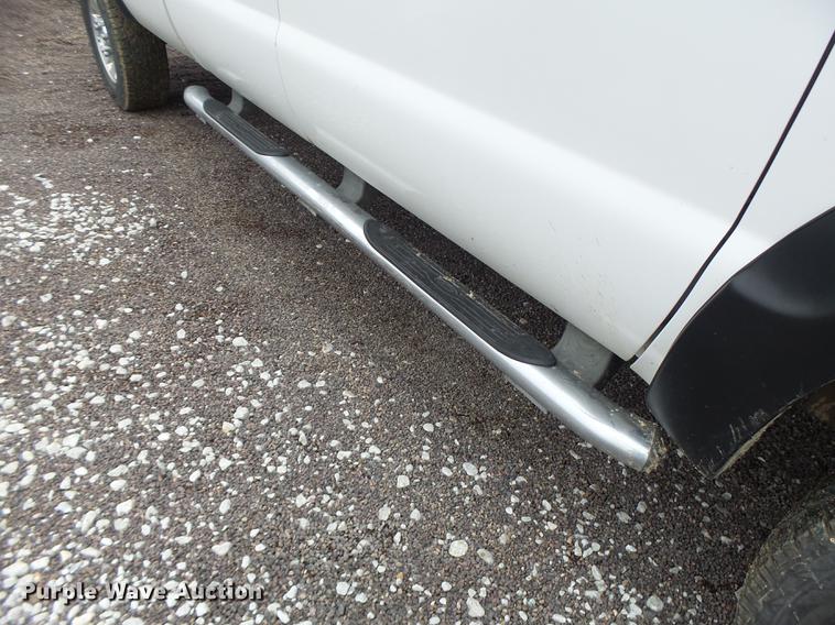 image for item DB9993 2008 Ford F350 Super Duty Crew Cab pickup truck