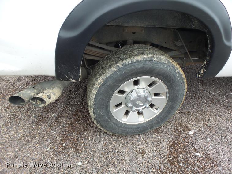 image for item DB9993 2008 Ford F350 Super Duty Crew Cab pickup truck