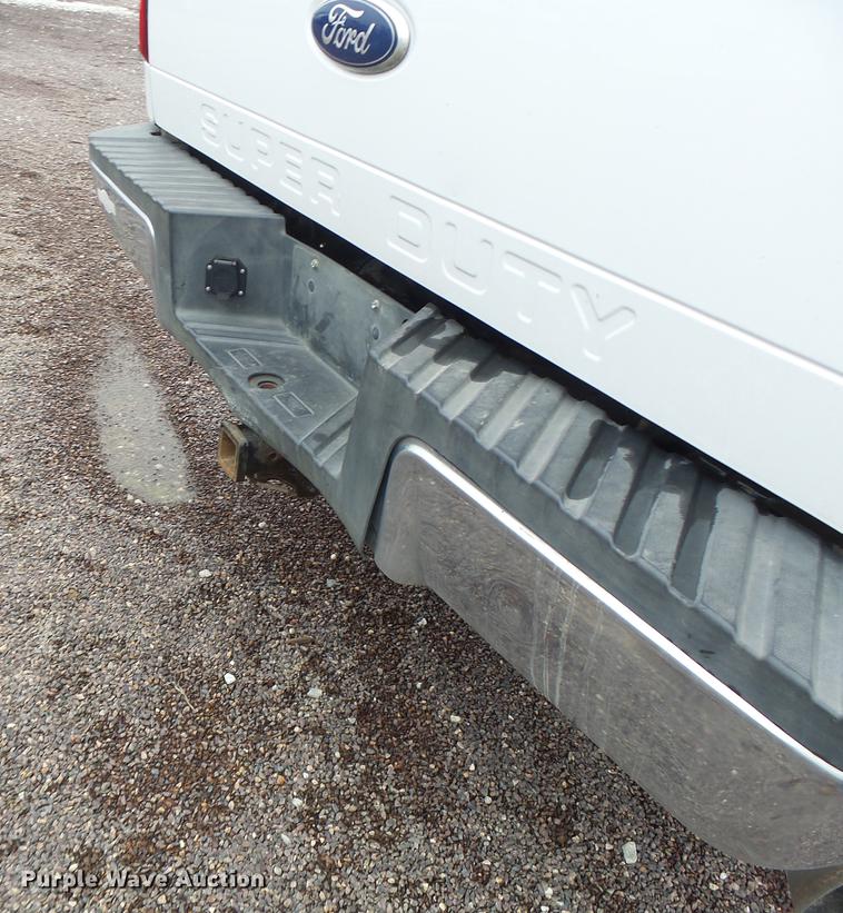 image for item DB9993 2008 Ford F350 Super Duty Crew Cab pickup truck