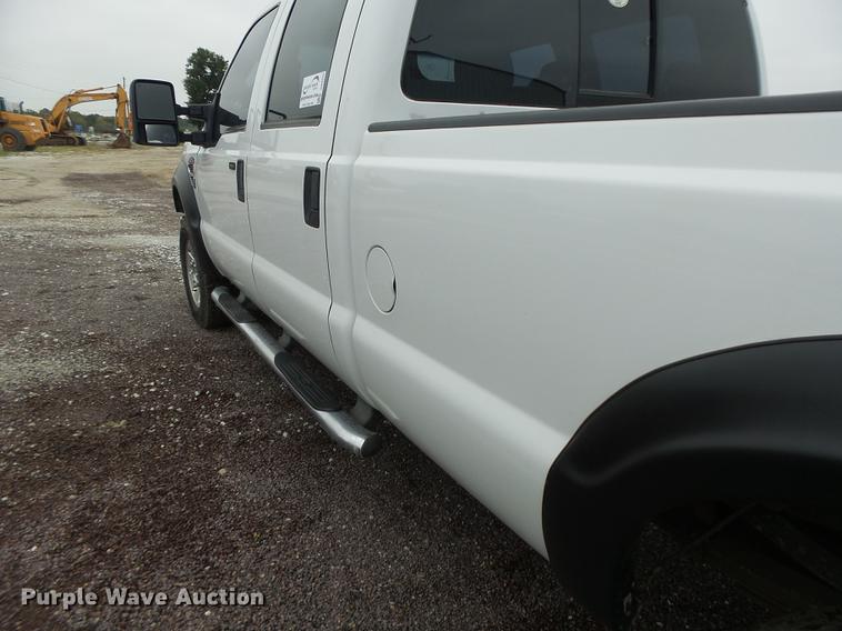 image for item DB9993 2008 Ford F350 Super Duty Crew Cab pickup truck