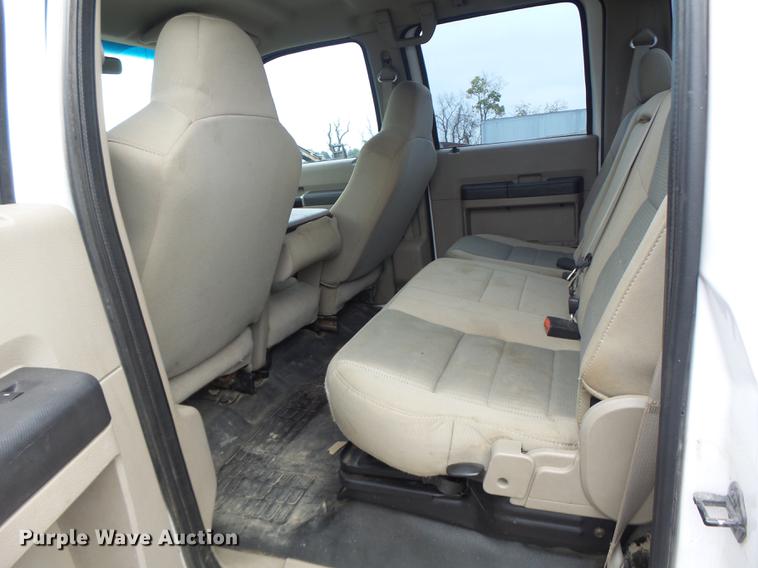 image for item DB9993 2008 Ford F350 Super Duty Crew Cab pickup truck