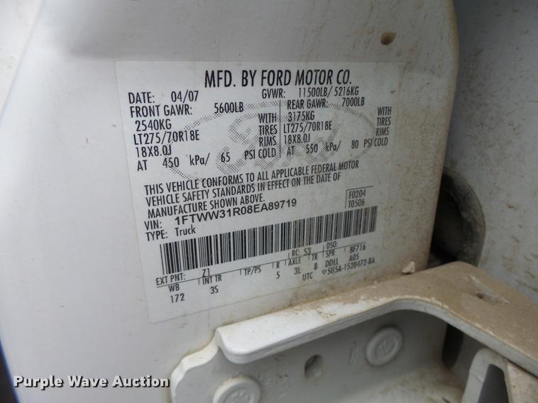 image for item DB9993 2008 Ford F350 Super Duty Crew Cab pickup truck