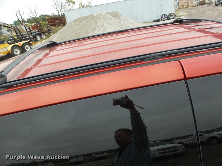 image for item DB9995 2004 Dodge Grand Caravan van