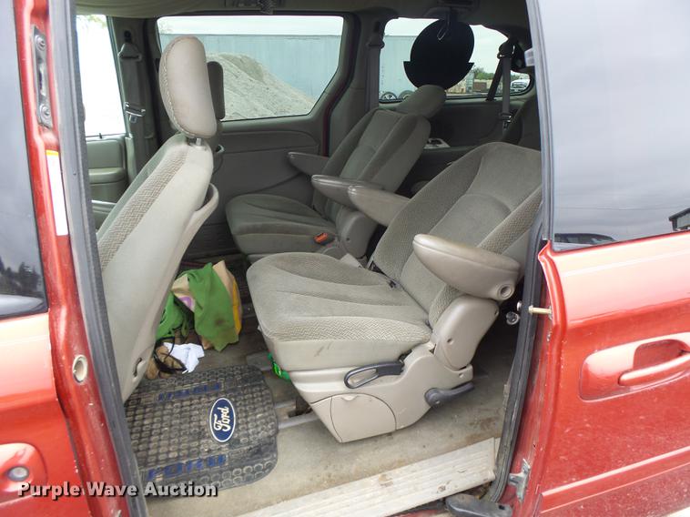 image for item DB9995 2004 Dodge Grand Caravan van