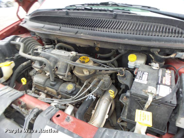 image for item DB9995 2004 Dodge Grand Caravan van