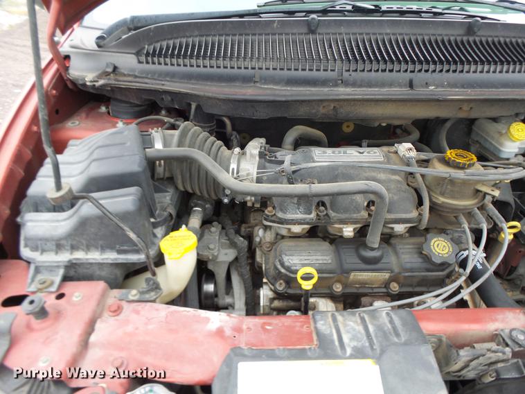 image for item DB9995 2004 Dodge Grand Caravan van