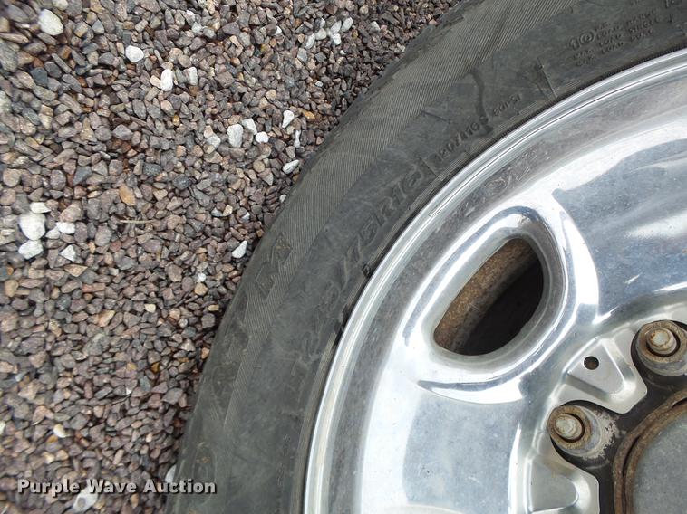 image for item DB9996 2006 Chevrolet Silverado 2500HD Crew Cab pickup truck