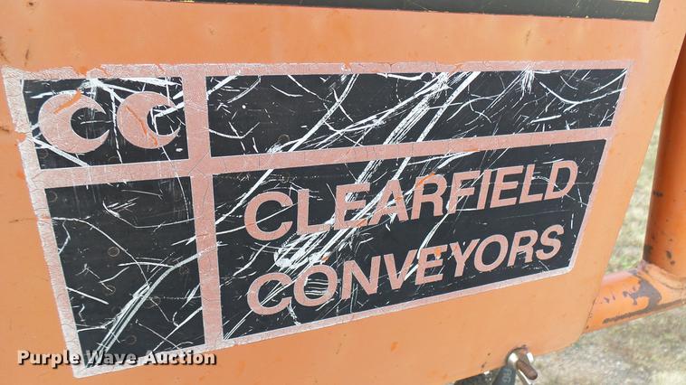 image for item DC1797 1997 GMC C7500 flat dump bed truck