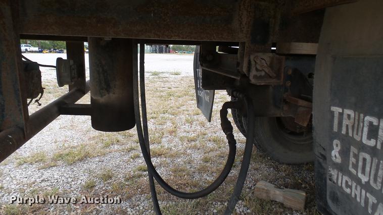 image for item DC1797 1997 GMC C7500 flat dump bed truck