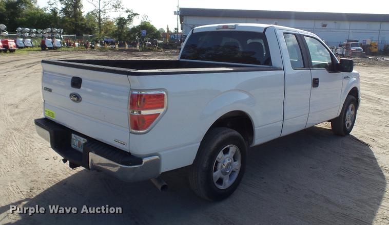 image for item DC2526 2011 Ford F150 SuperCab pickup truck