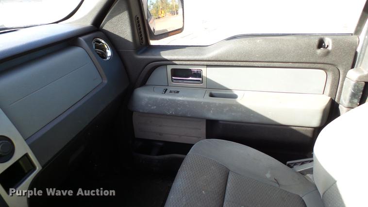 image for item DC2526 2011 Ford F150 SuperCab pickup truck