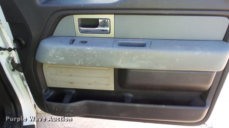 image for item DC2526 2011 Ford F150 SuperCab pickup truck