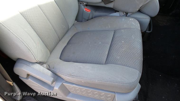 image for item DC2526 2011 Ford F150 SuperCab pickup truck