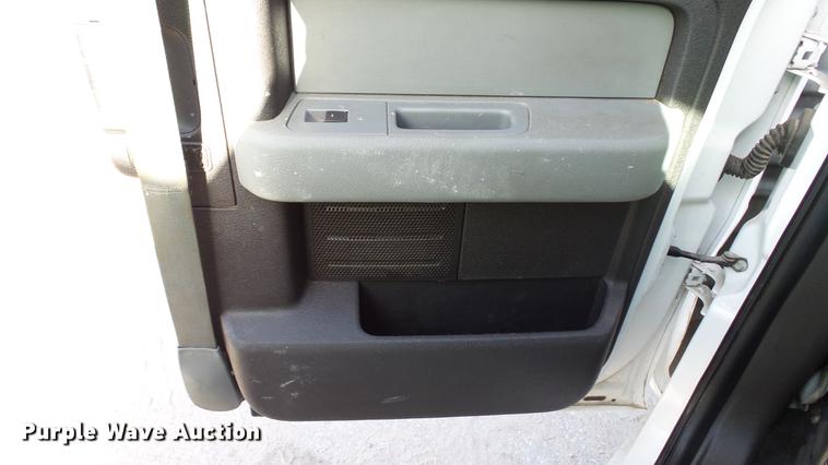 image for item DC2526 2011 Ford F150 SuperCab pickup truck
