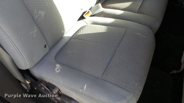 image for item DC2526 2011 Ford F150 SuperCab pickup truck