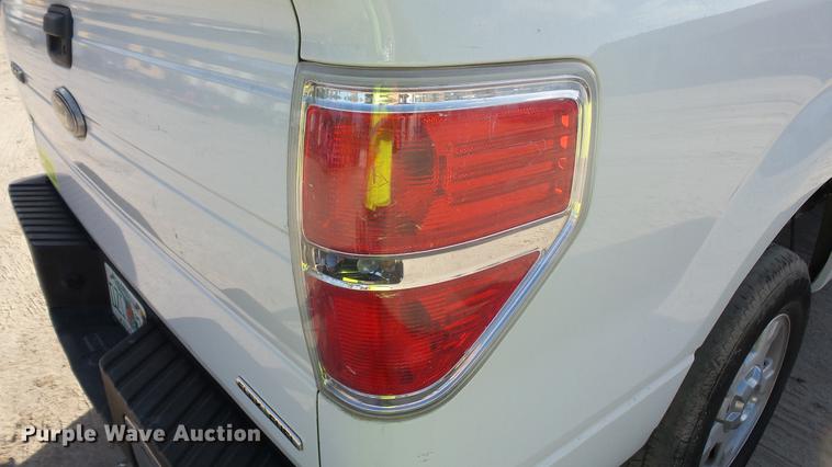 image for item DC2526 2011 Ford F150 SuperCab pickup truck