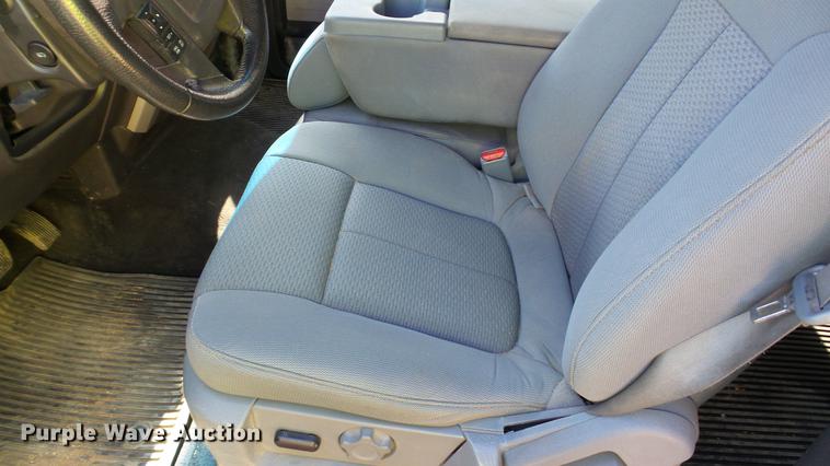 image for item DC2642 2011 Ford F150 XLT SuperCrew pickup truck