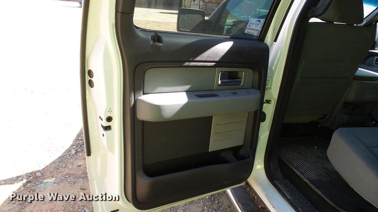 image for item DC2642 2011 Ford F150 XLT SuperCrew pickup truck