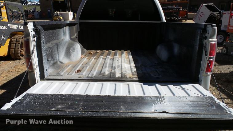 image for item DC2642 2011 Ford F150 XLT SuperCrew pickup truck