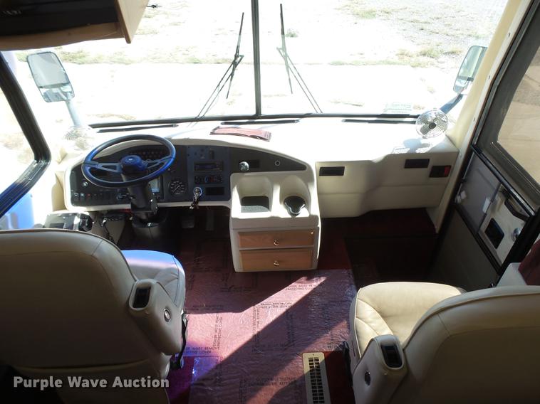 image for item DC3795 1999 Monaco Monocoque RV