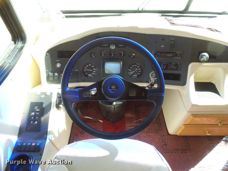 image for item DC3795 1999 Monaco Monocoque RV