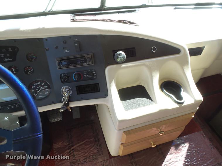 image for item DC3795 1999 Monaco Monocoque RV