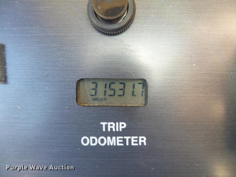 image for item DC3795 1999 Monaco Monocoque RV