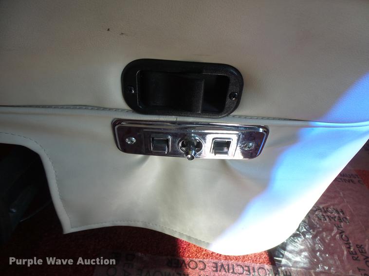 image for item DC3795 1999 Monaco Monocoque RV