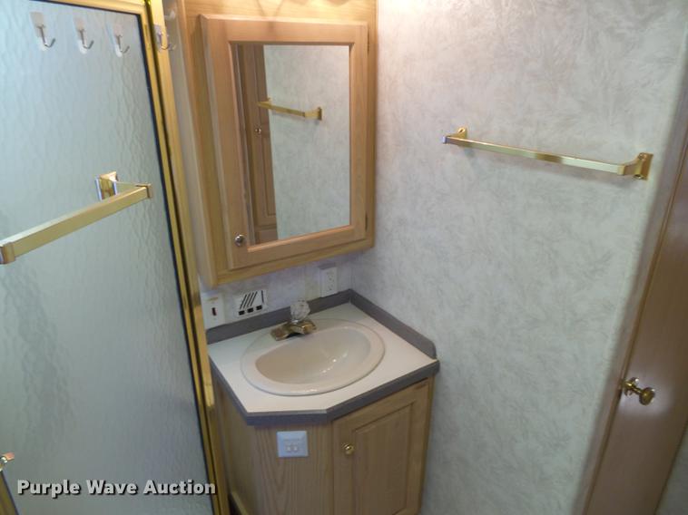 image for item DC3795 1999 Monaco Monocoque RV