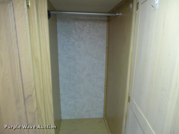 image for item DC3795 1999 Monaco Monocoque RV