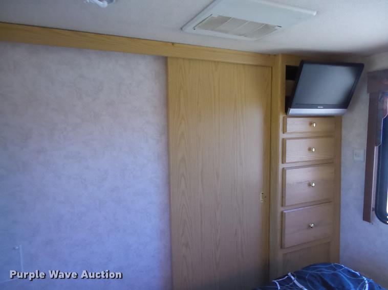 image for item DC3795 1999 Monaco Monocoque RV