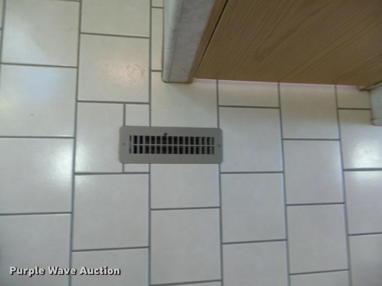 image for item DC3795 1999 Monaco Monocoque RV