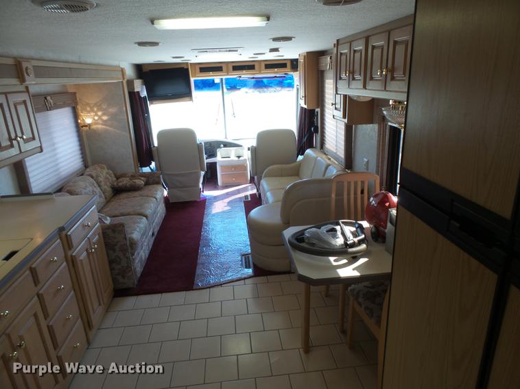 image for item DC3795 1999 Monaco Monocoque RV