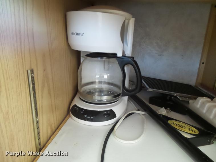 image for item DC3795 1999 Monaco Monocoque RV