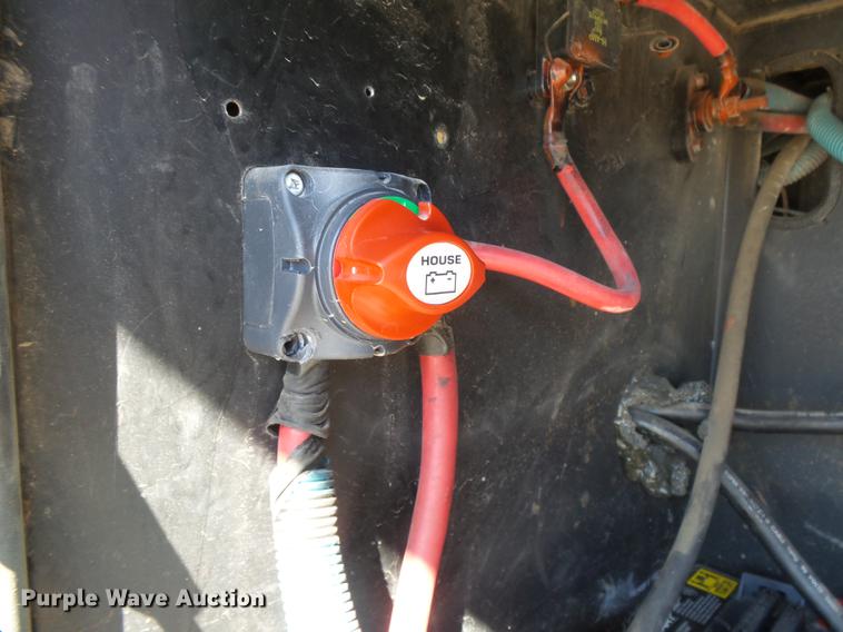 image for item DC3795 1999 Monaco Monocoque RV