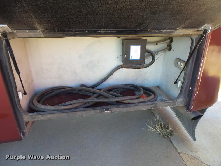 image for item DC3795 1999 Monaco Monocoque RV