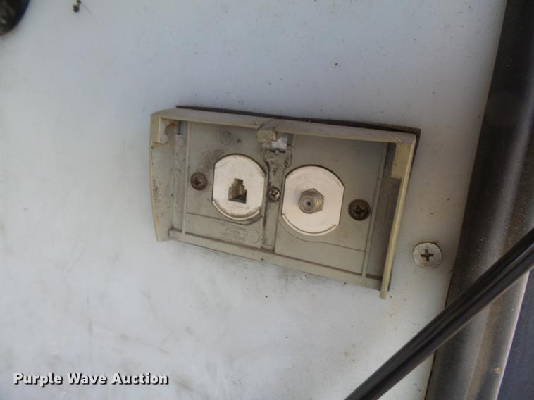 image for item DC3795 1999 Monaco Monocoque RV