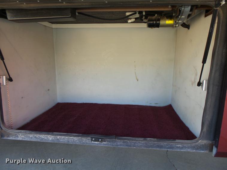 image for item DC3795 1999 Monaco Monocoque RV