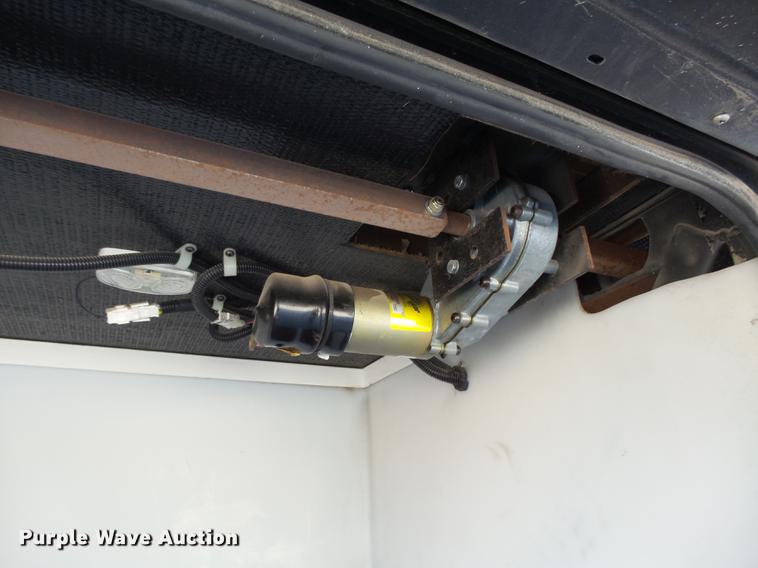 image for item DC3795 1999 Monaco Monocoque RV