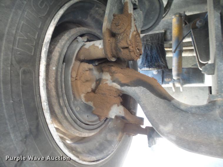 image for item DC3795 1999 Monaco Monocoque RV