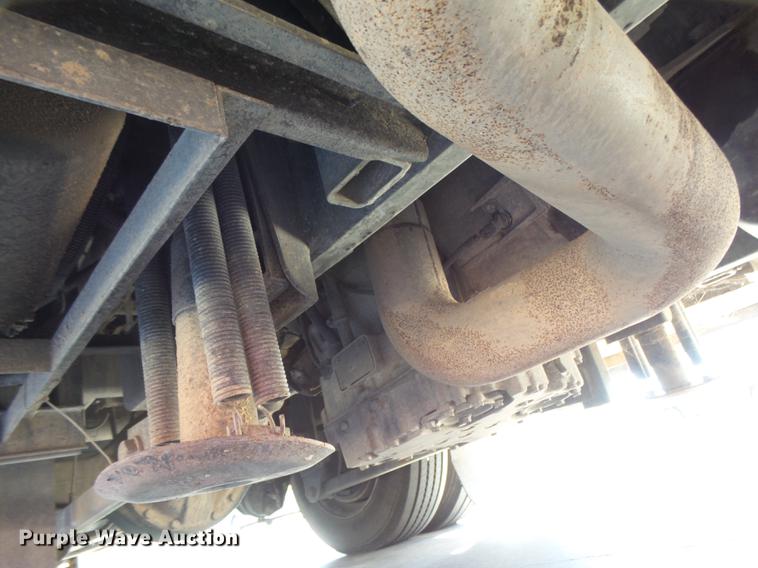 image for item DC3795 1999 Monaco Monocoque RV