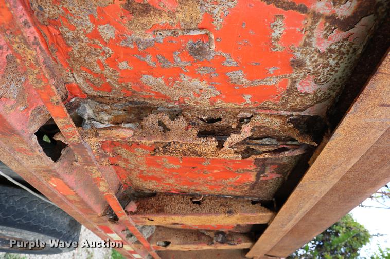 image for item DD0031 1991 International 4900 dump truck