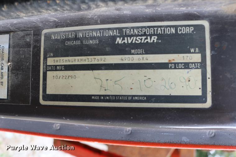 image for item DD0031 1991 International 4900 dump truck