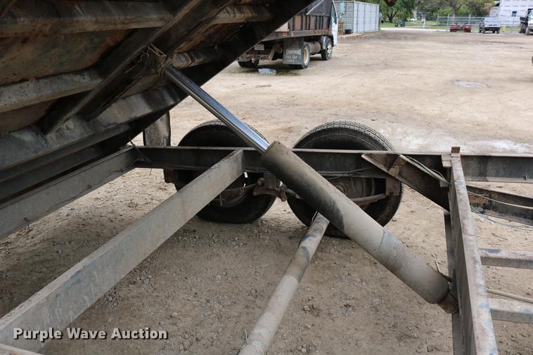 image for item DD0032 1997 Load Rite Trailers dump trailer