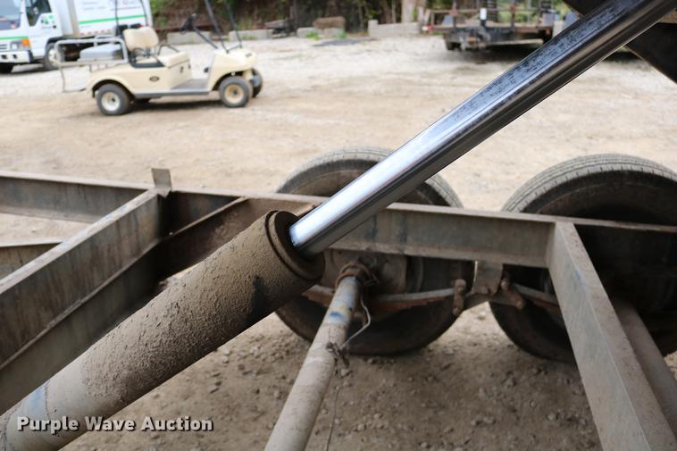 image for item DD0032 1997 Load Rite Trailers dump trailer