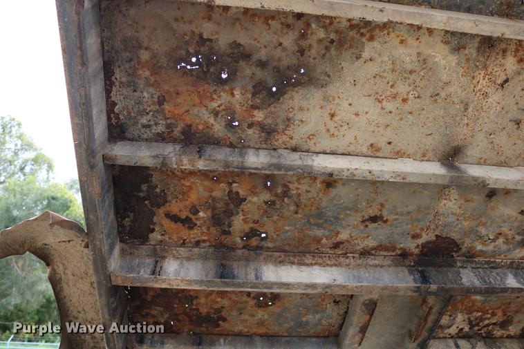 image for item DD0032 1997 Load Rite Trailers dump trailer