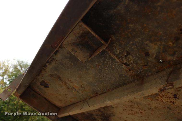 image for item DD0032 1997 Load Rite Trailers dump trailer